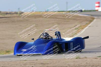 media/Apr-30-2022-CalClub SCCA (Sat) [[98b58ad398]]/Group 6/Race (Outside Grapevine)/